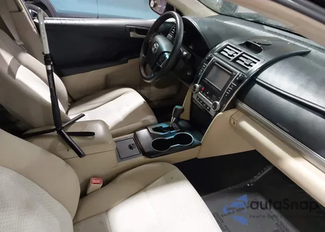 2012 Toyota Camry L/Le/Se/Se Limited Edition/Xle z USA, uszkodzony, nr VIN 4T4BF1FK8CR265110